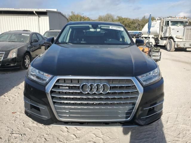 2017 Audi Q7 Premium