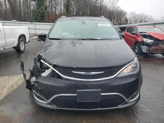 2017 Chrysler Pacifica Touring L Plus