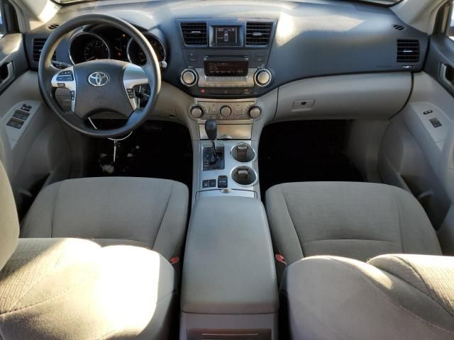 2011 Toyota Highlander Base