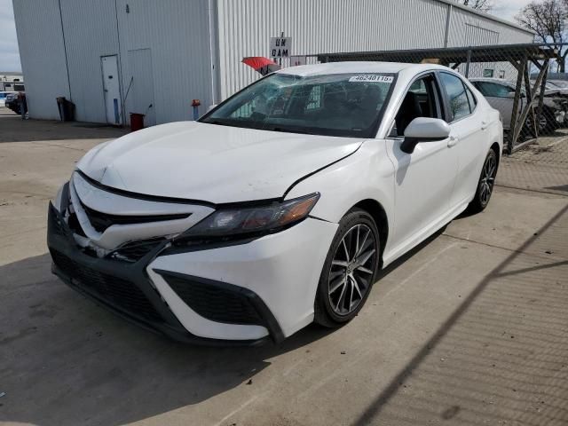 2021 Toyota Camry SE