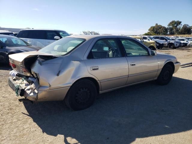 1999 Toyota Camry LE