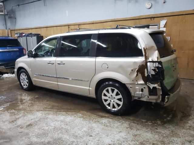 2015 Chrysler Town & Country Touring