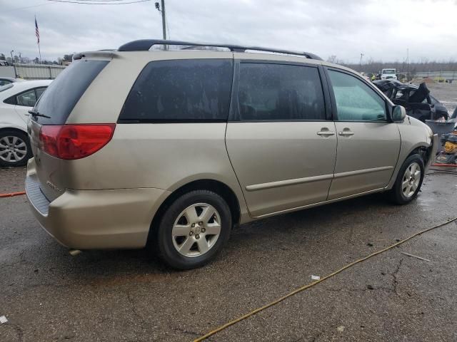 2008 Toyota Sienna XLE