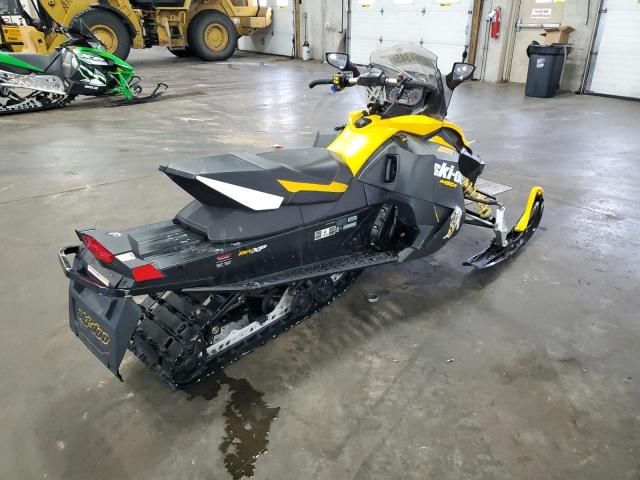 2012 Skidoo 2012 Skidoo MXZ Sport