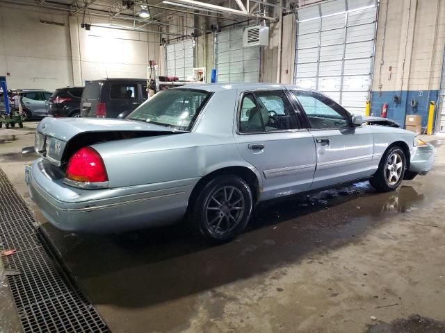 2003 Ford Crown Victoria LX