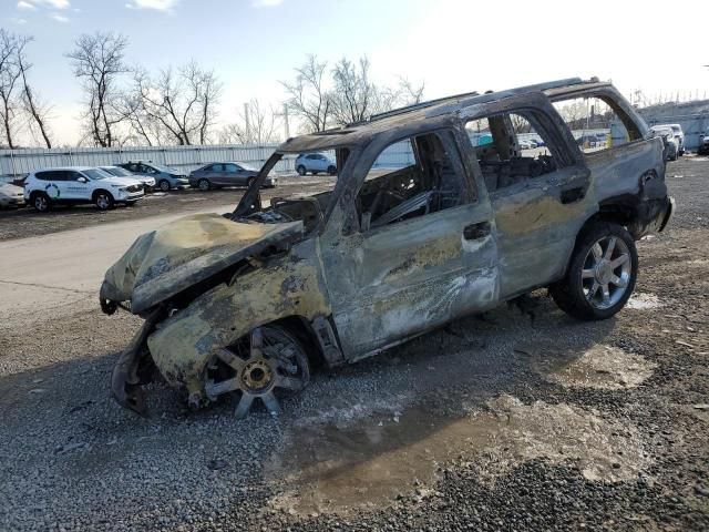 2005 Cadillac Escalade Luxury