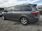 2017 Toyota Sienna LE