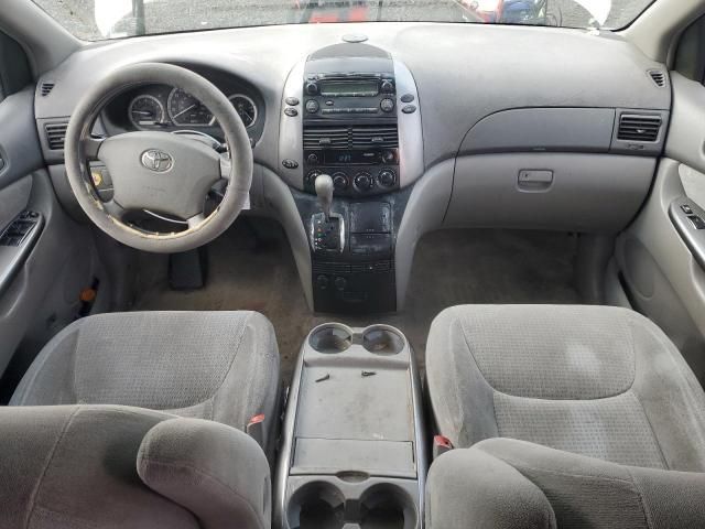 2007 Toyota Sienna CE