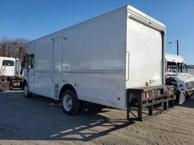 2017 Freightliner Chassis M Line WALK-IN Van