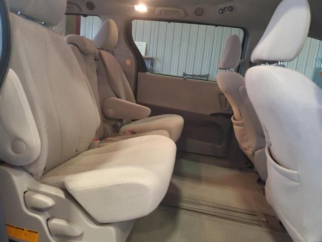 2012 Toyota Sienna LE