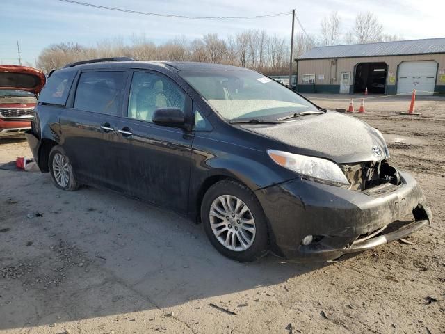 2015 Toyota Sienna XLE