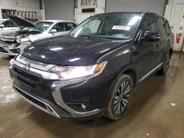 2020 Mitsubishi Outlander SE