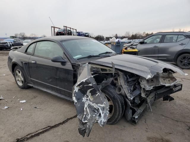 2004 Ford Mustang