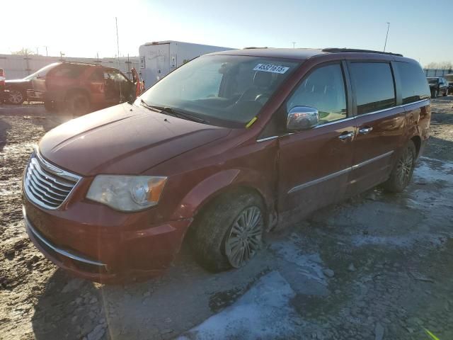 2013 Chrysler Town & Country Touring L