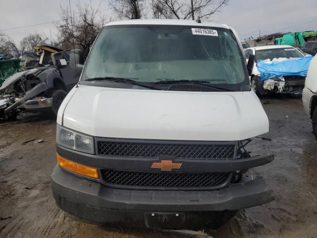 2022 Chevrolet Express G2500