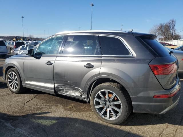 2019 Audi Q7 Premium Plus