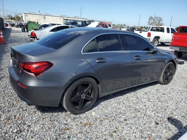 2019 Mercedes-Benz A 220