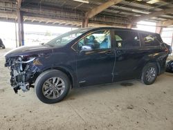 Toyota Sienna le Vehiculos salvage en venta: 2021 Toyota Sienna LE