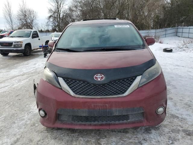 2015 Toyota Sienna Sport