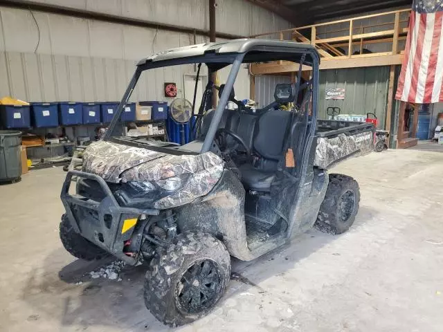 2024 Can-Am Defender XT HD9