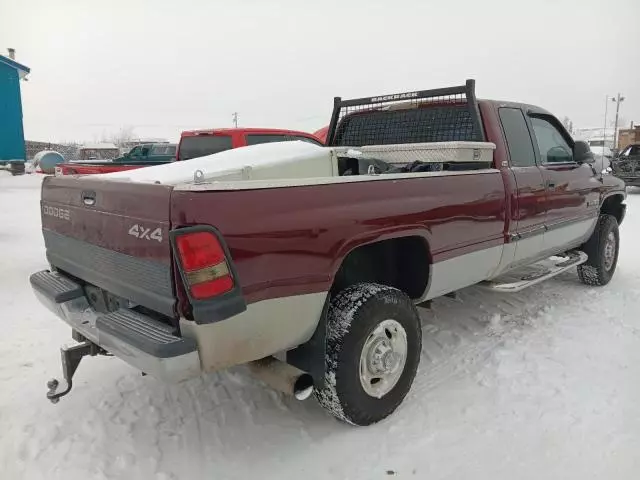 2000 Dodge RAM 2500