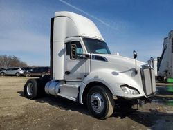 Vehiculos salvage en venta de Copart Chambersburg, PA: 2013 Kenworth Construction T680