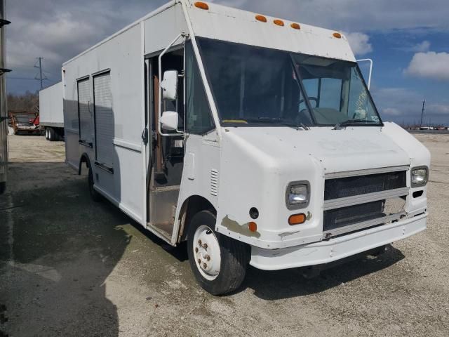 2001 Freightliner Chassis M Line WALK-IN Van