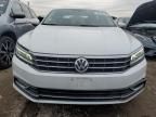 2016 Volkswagen Passat SEL