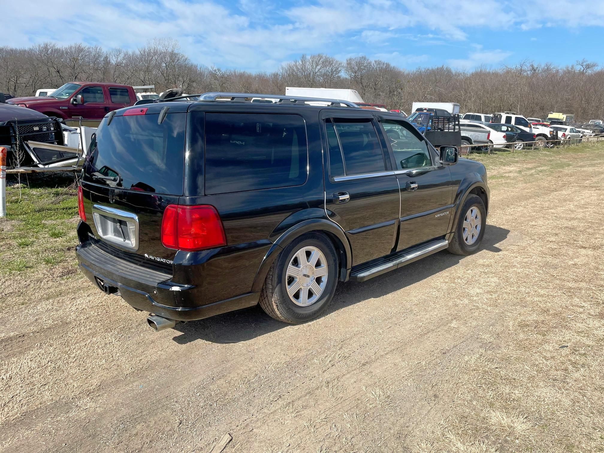 2005 Lincoln Navigator