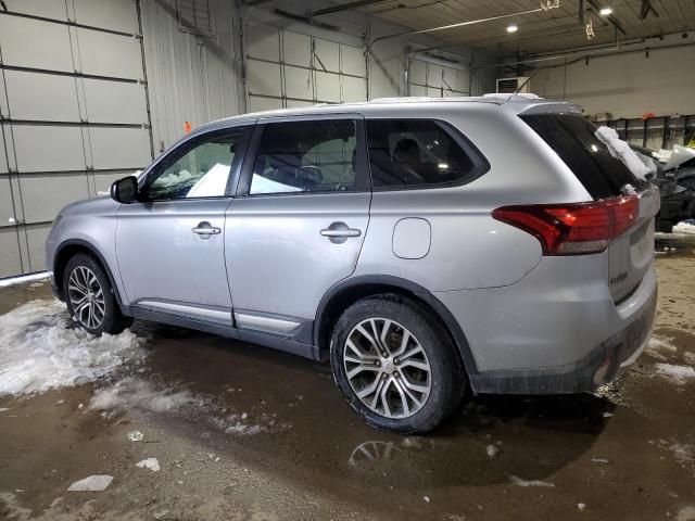 2016 Mitsubishi Outlander SE