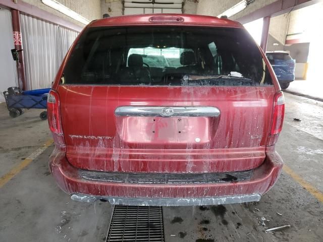 2005 Chrysler Town & Country LX