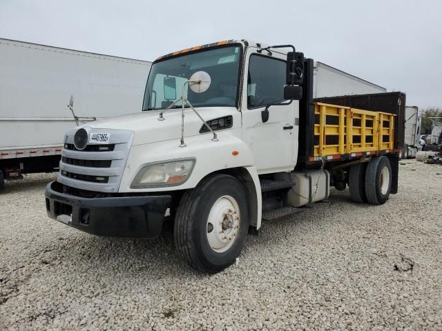 2013 Hino Hino 338