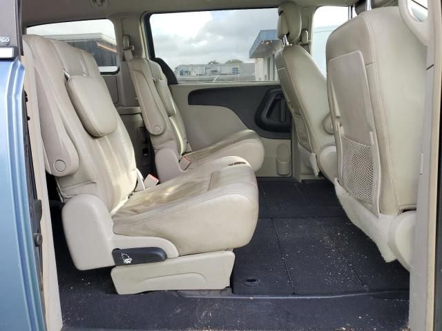 2012 Chrysler Town & Country Touring