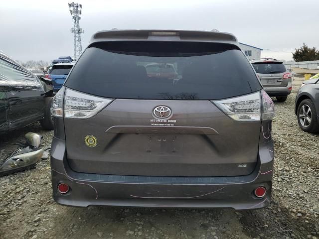 2015 Toyota Sienna Sport