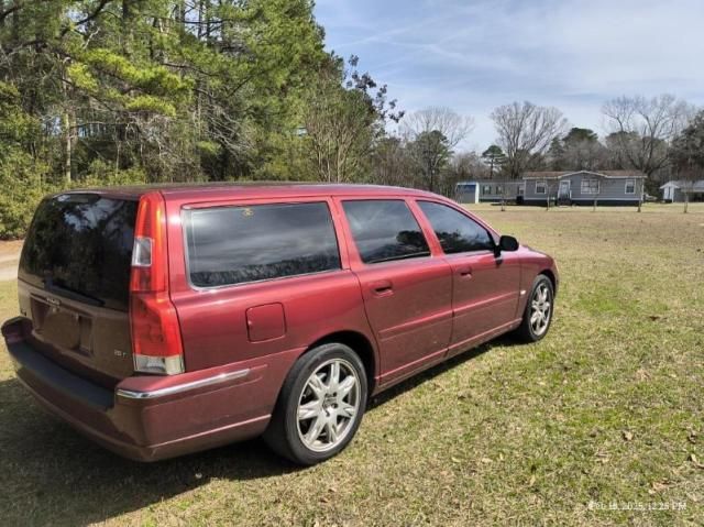 2005 Volvo V70 FWD