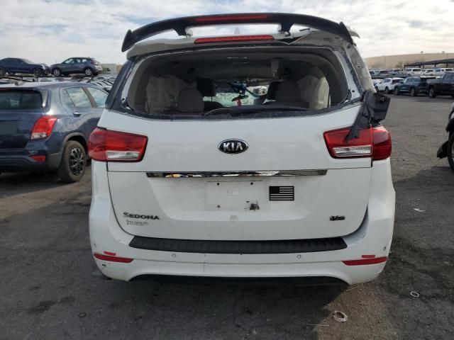 2015 KIA Sedona L