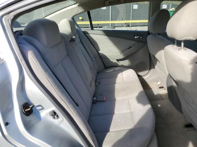 2010 Nissan Altima Base