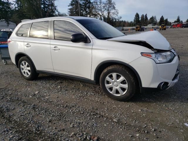 2015 Mitsubishi Outlander ES