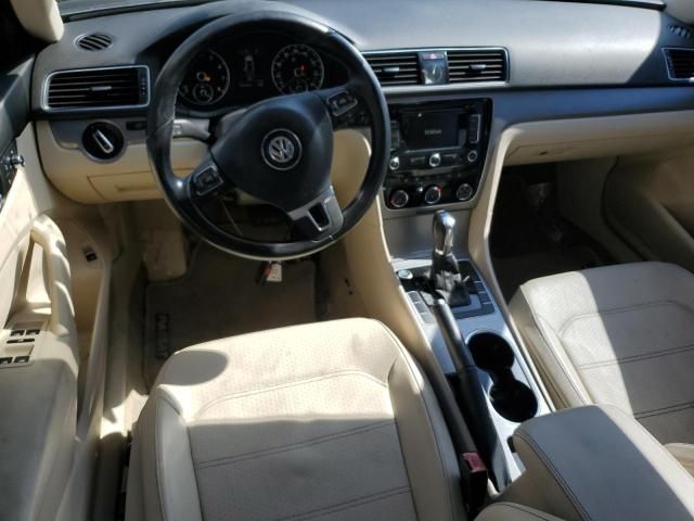 2014 Volkswagen Passat SE