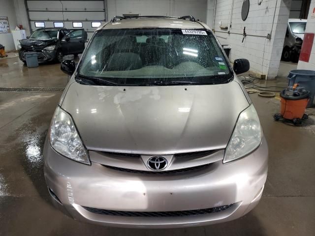 2006 Toyota Sienna CE