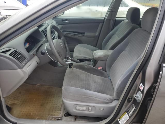 2005 Toyota Camry LE