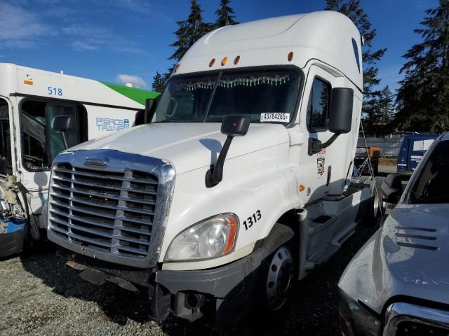 2015 Freightliner Cascadia 125