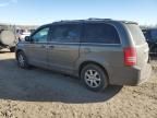 2010 Chrysler Town & Country LX