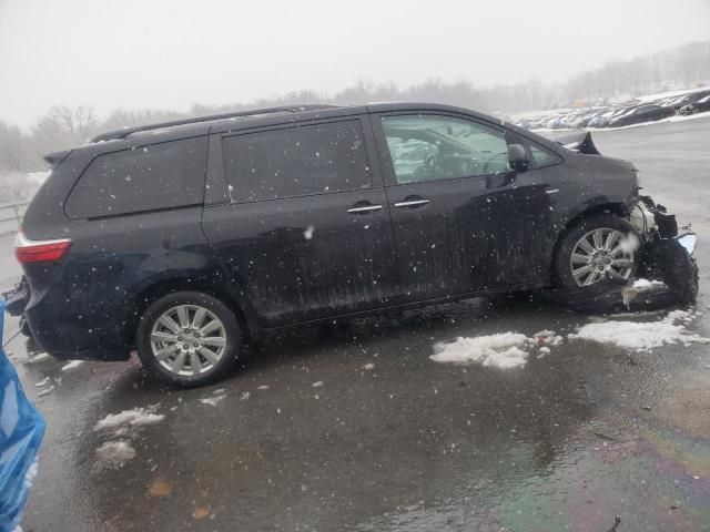 2017 Toyota Sienna XLE