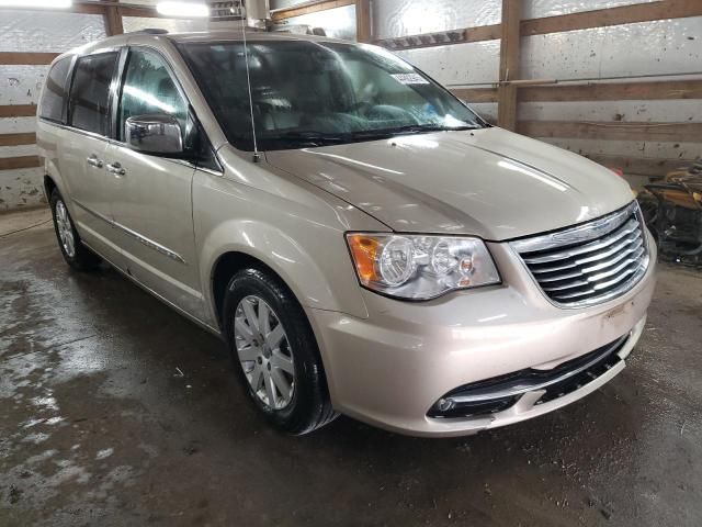 2012 Chrysler Town & Country Touring L