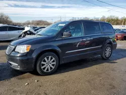 Chrysler Vehiculos salvage en venta: 2015 Chrysler Town & Country Touring