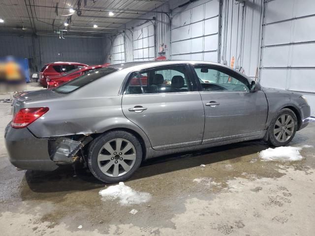 2005 Toyota Avalon XL