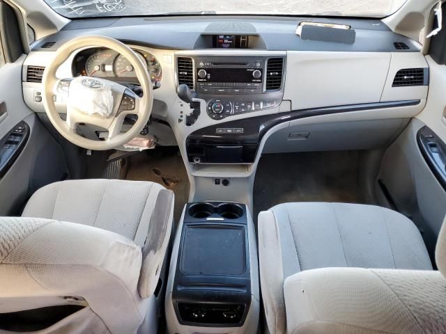 2014 Toyota Sienna LE