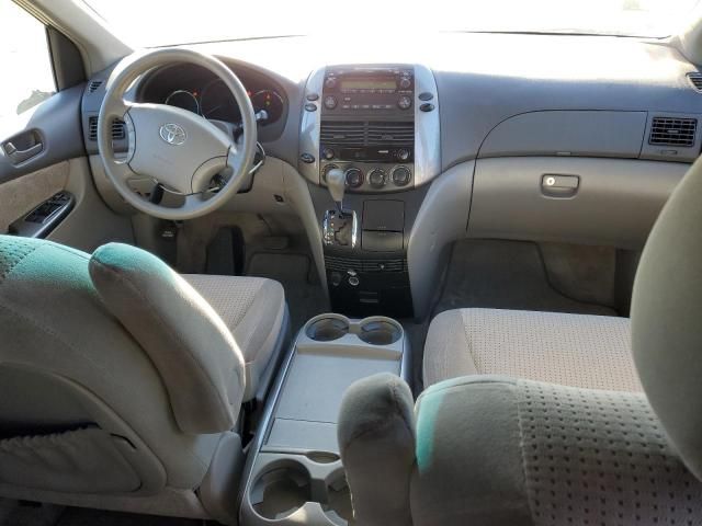 2008 Toyota Sienna CE