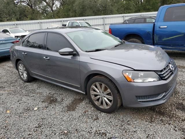 2012 Volkswagen Passat SEL